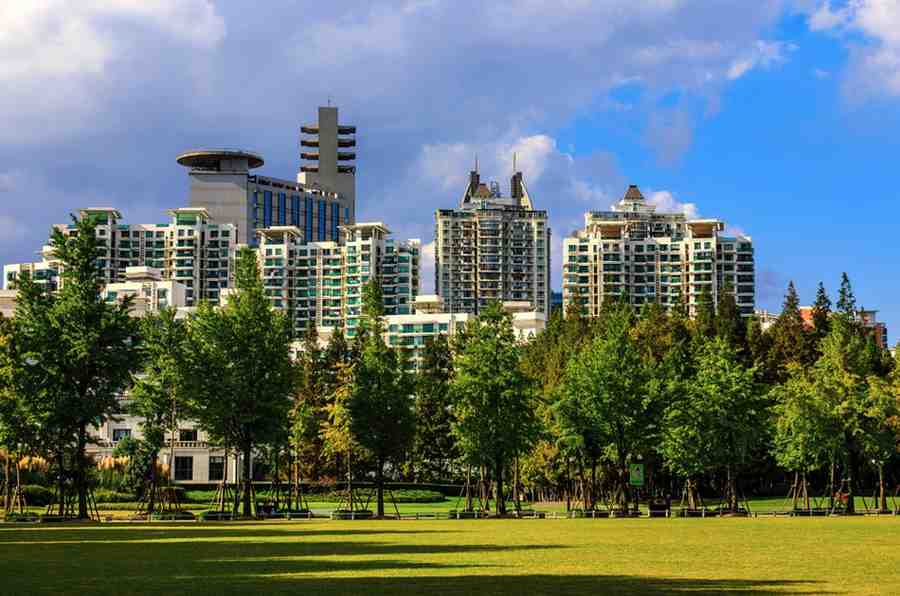 9 Acres. 7 Towers. 29 Floors. Why Scale Matters at The Titan Towers.
